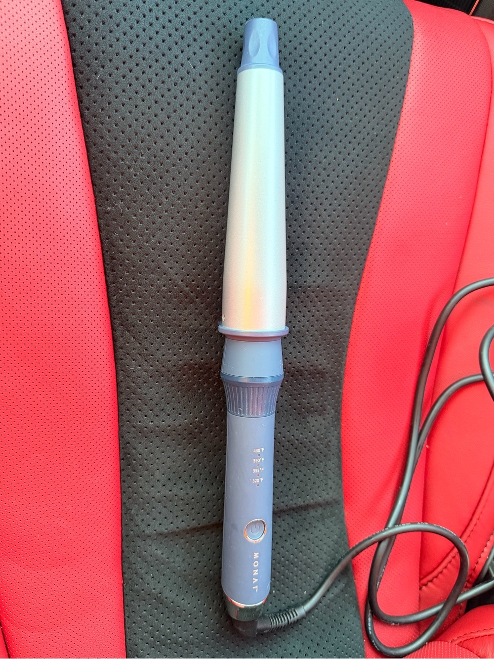 MONAT Showstopper Ceramic Styling Wand,
